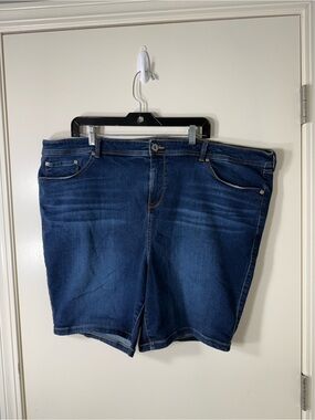 Torrid Dark Wash Bermuda Shorts Plus Size 26W